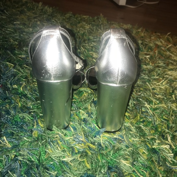 Steve Madden Carrson Sandals Silver - Picture 4 of 6